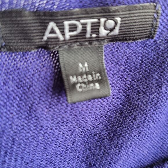 Apt. 9 diagonal stripped scoop neck woman's tunic top size medium - Picture 3 of 3